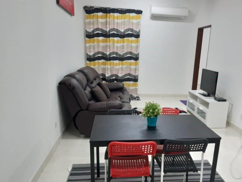 Afnan Homestay At Semenyih, Ascotte Boulevard Buitenkant foto